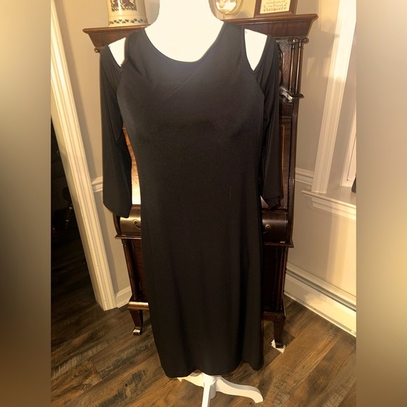 Calvin Klein Dresses & Skirts - Calvin Klein Dress Womens 10 Cold Shoulder Long Sleeve Black Zip ~ EUC
